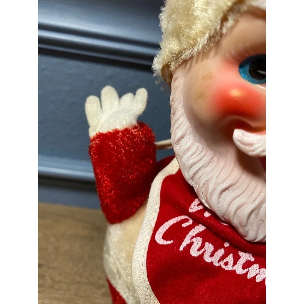VTG Gunderful Creation Santa Rubber Face Roly Poly Musical Chime Doll Gund Japan